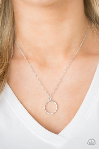 Paparazzi Necklace - Simply Simple - Silver