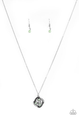 Paparazzi Necklace - Speaking of Timeless - Green