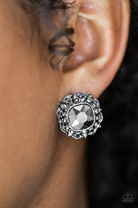 Paparazzi Earring - Starry Starlet - Silver