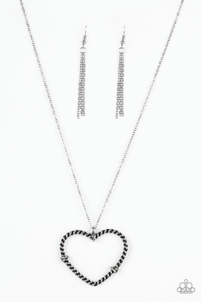 Paparazzi Necklace - Straight From The Heart - Silver