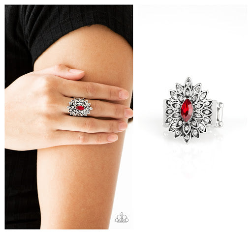 Paparazzi Ring - Blooming Fireworks - Red